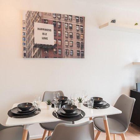 Olympic Apartment - Stratford Лондон Экстерьер фото