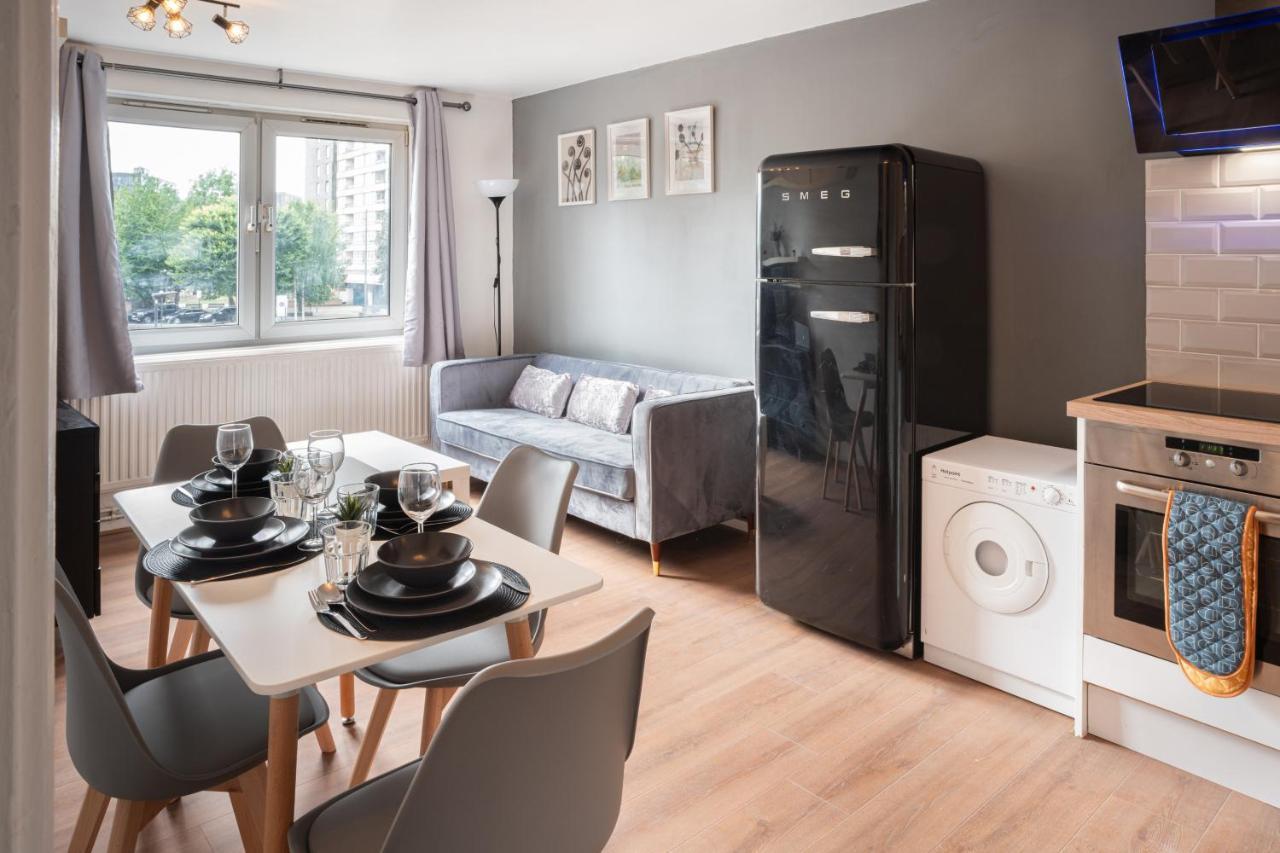 Olympic Apartment - Stratford Лондон Экстерьер фото