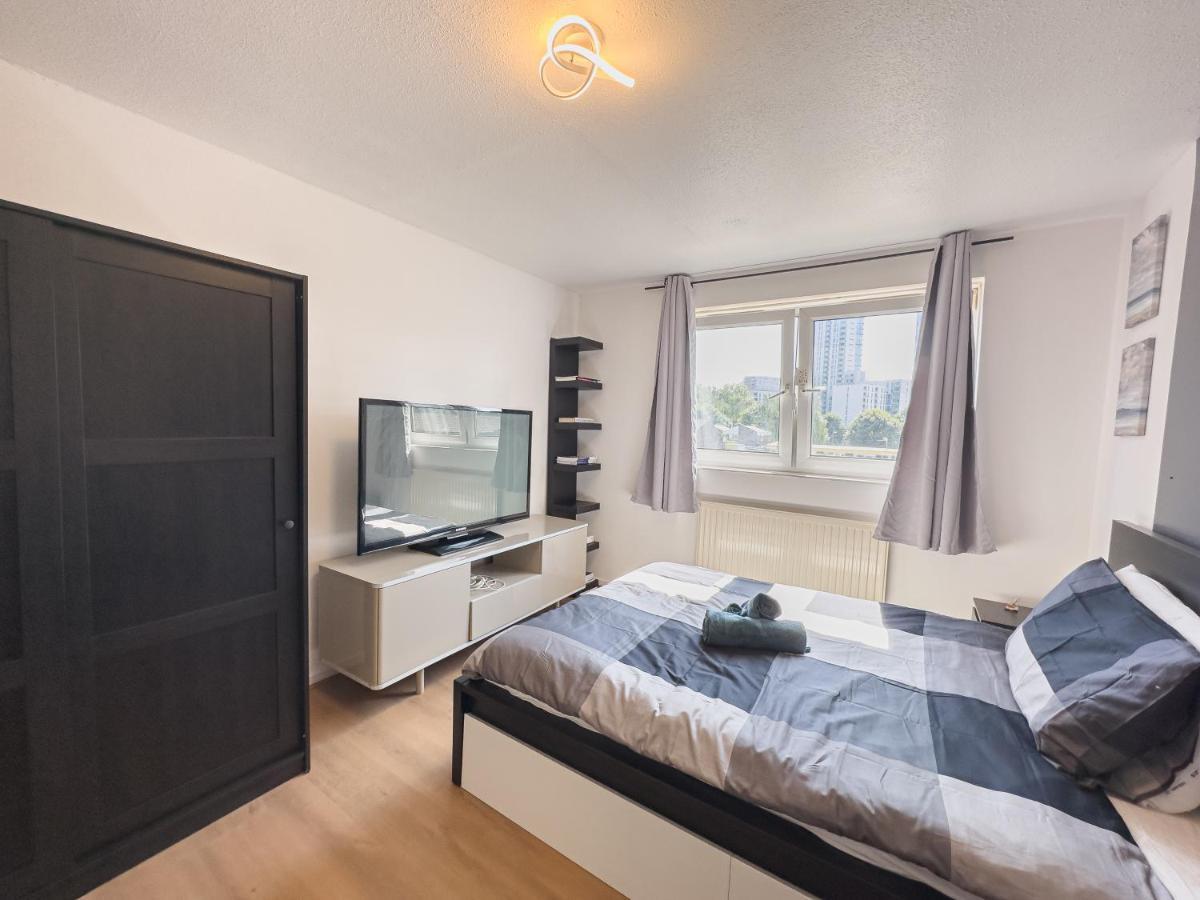 Olympic Apartment - Stratford Лондон Экстерьер фото